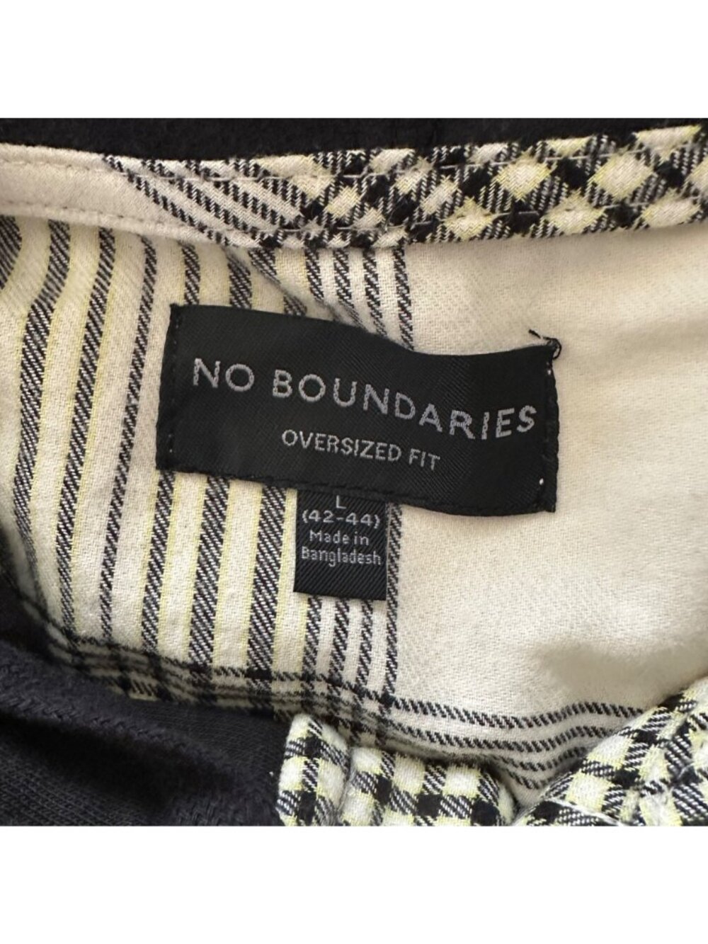 No Boundaries Oversized Men's Large Black Cream Plaid Hooded Flannel Shacket NWT - Picture 5 of 11